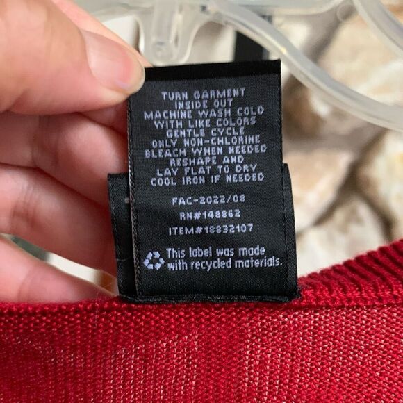 Torrid x Marvel women’s plus Spider man Christmas sweater size 2 - Picture 6 of 10